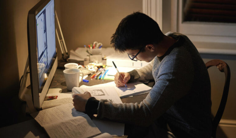 Como estudar para concursos e se manter motivado?